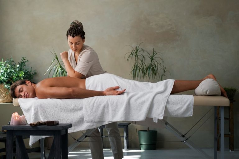 Relaxing first home massage in Dubai with a certified therapist